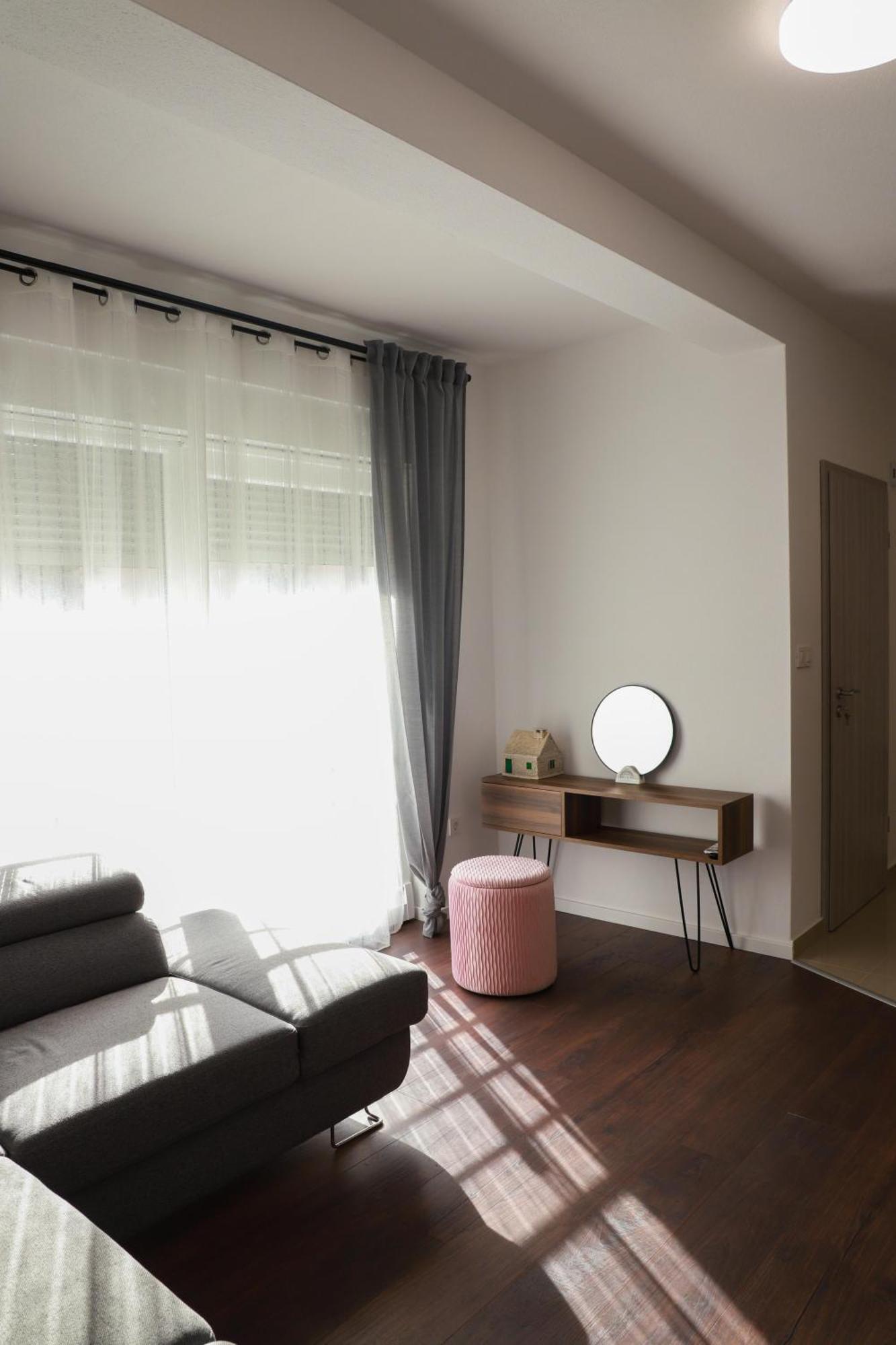 Holiday Apartments Ivano & Leo - Private Parking Задар Экстерьер фото